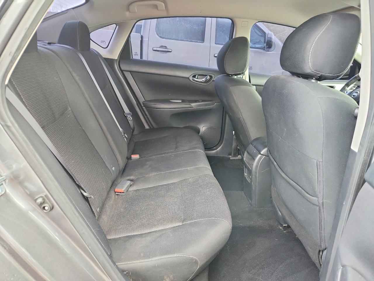 2019 NISSAN SENTRA S photo 10