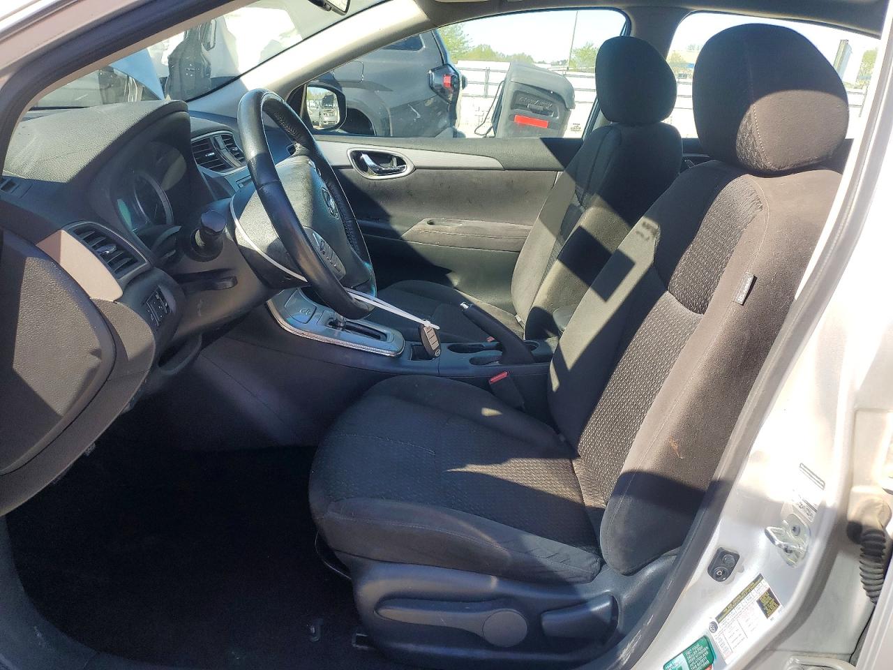 2013 NISSAN SENTRA S photo 13