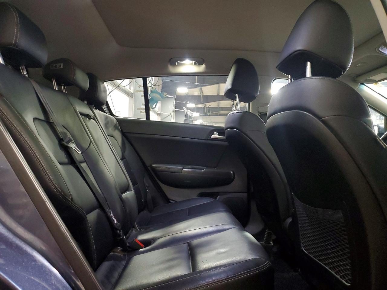 2017 KIA SPORTAGE EX photo 31