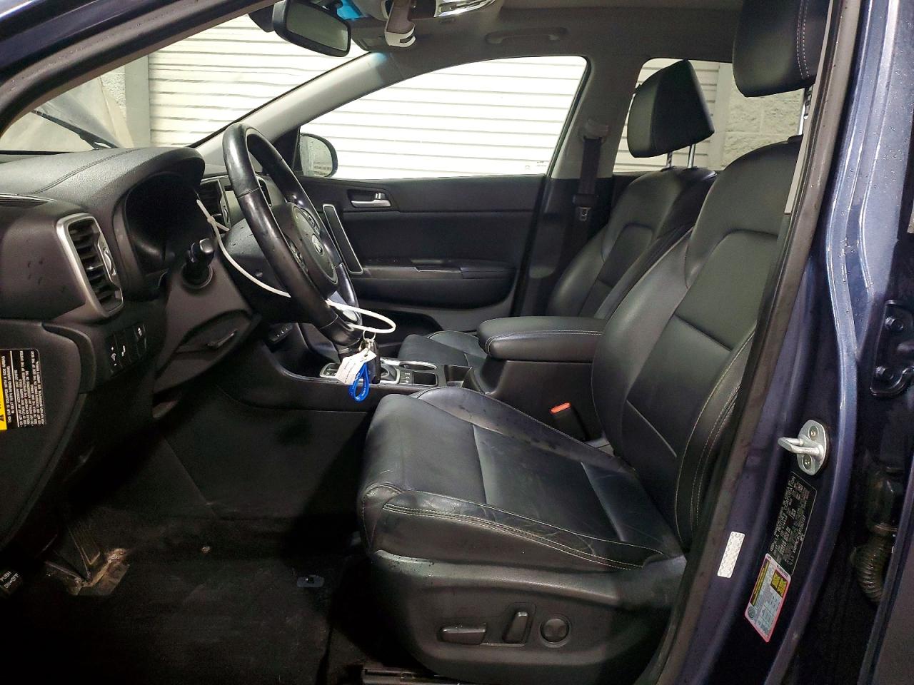 2017 KIA SPORTAGE EX photo 19