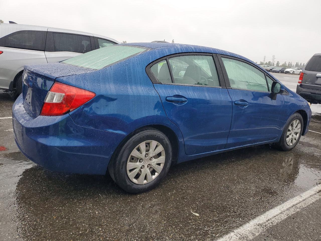 2012 HONDA CIVIC LX photo 5