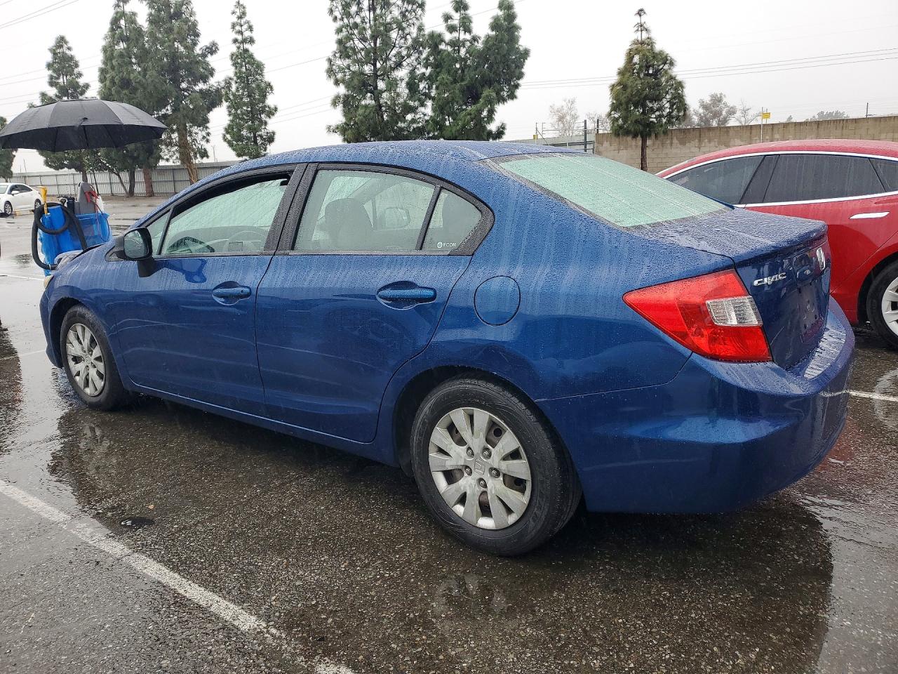 2012 HONDA CIVIC LX photo 3