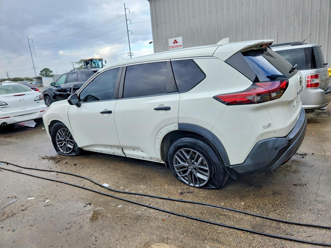 2021 NISSAN ROGUE S photo 2