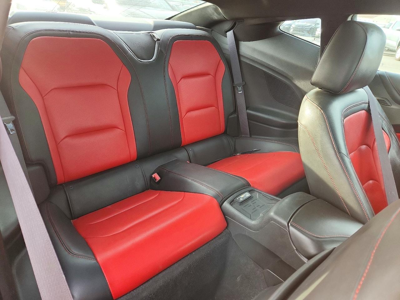 2016 CHEVROLET CAMARO LT photo 19