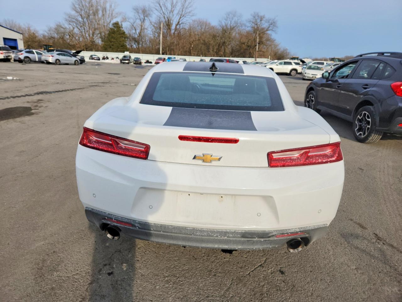 2016 CHEVROLET CAMARO LT photo 11