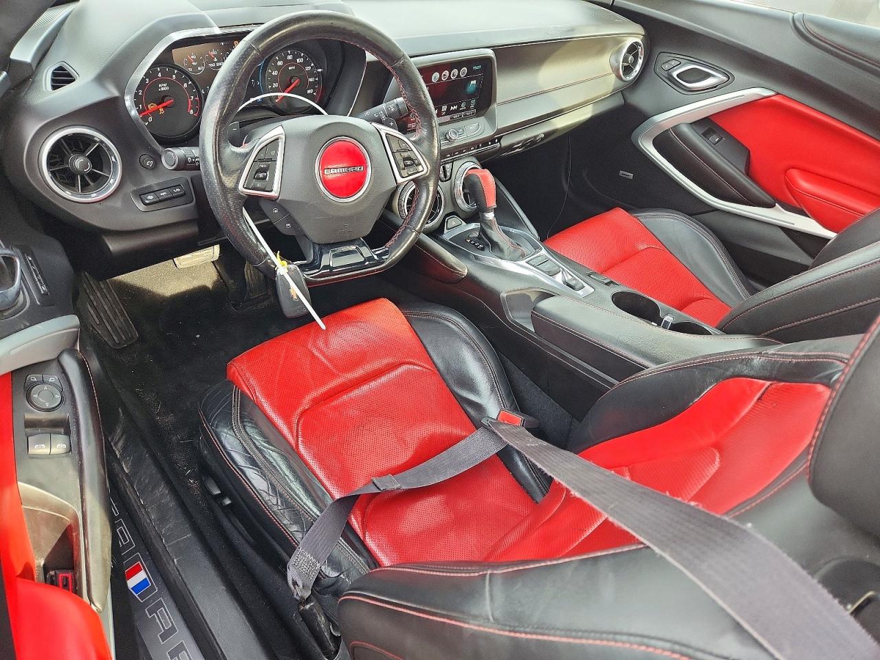 2016 CHEVROLET CAMARO LT photo 15