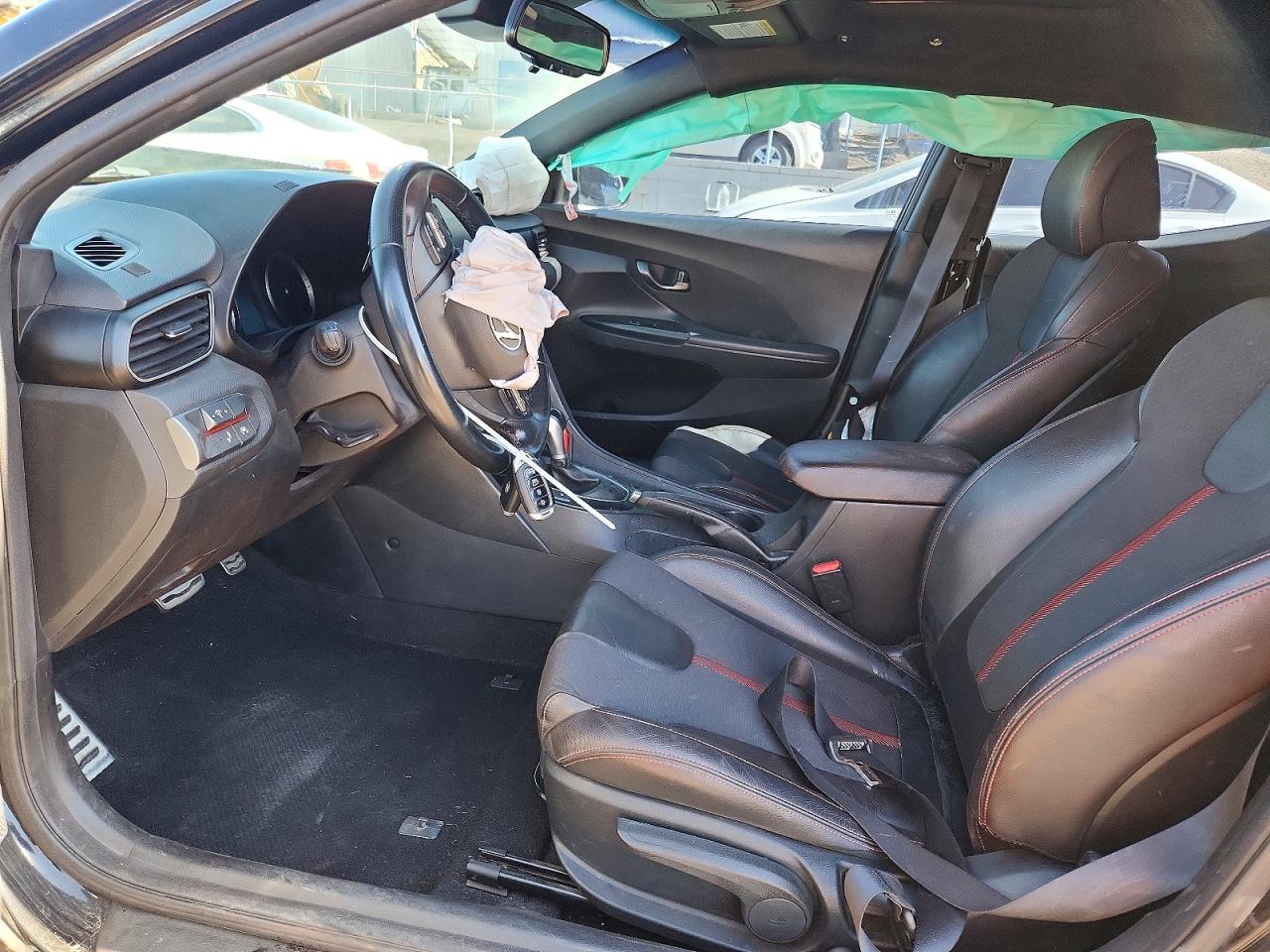 2019 HYUNDAI VELOSTER TURBO photo 7