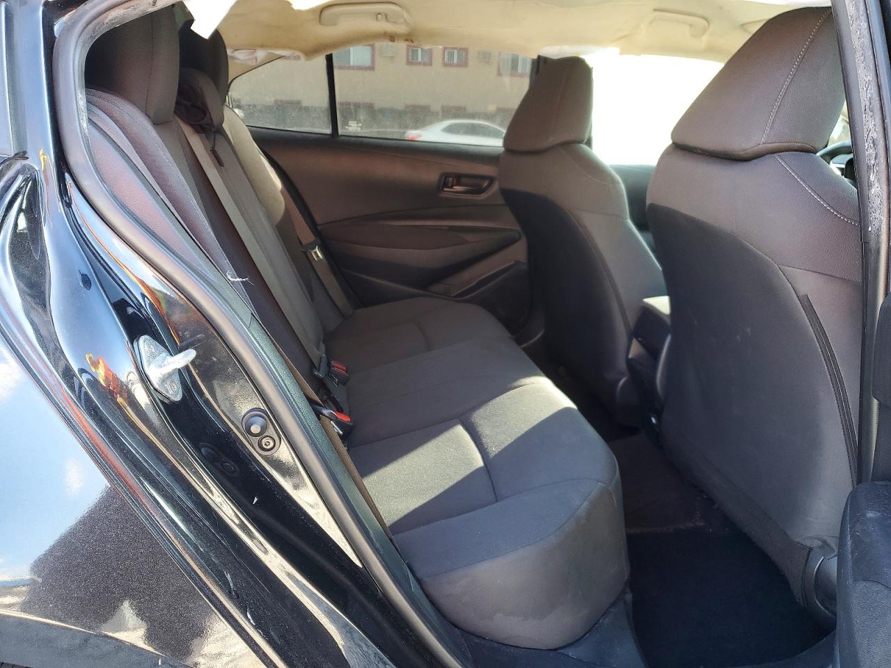 2022 TOYOTA COROLLA LE photo 19