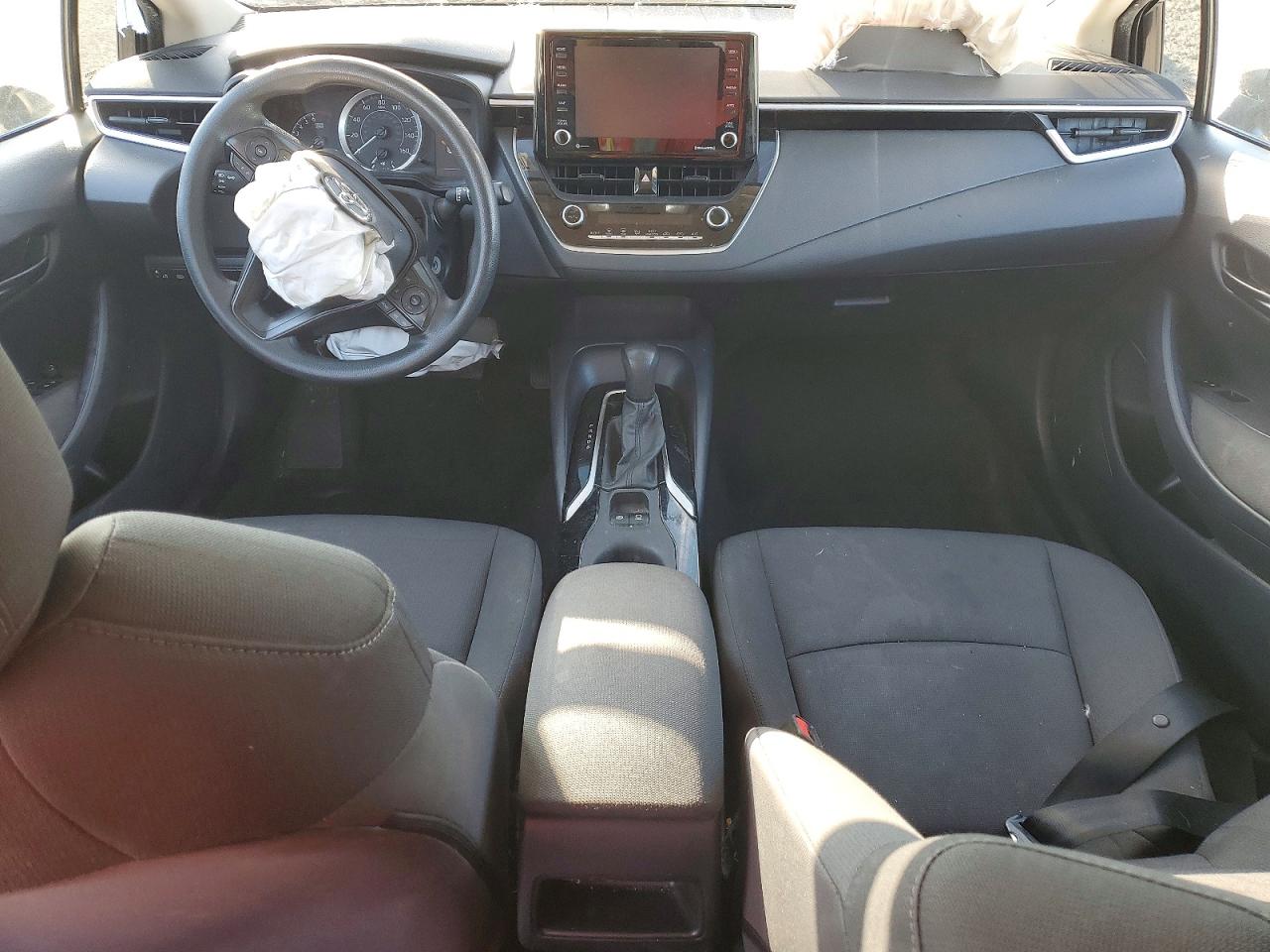 2022 TOYOTA COROLLA LE photo 15