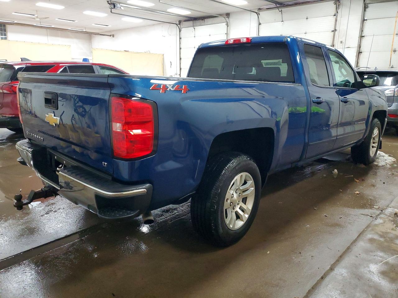 2018 CHEVROLET SILVERADO K1500 LT photo 3
