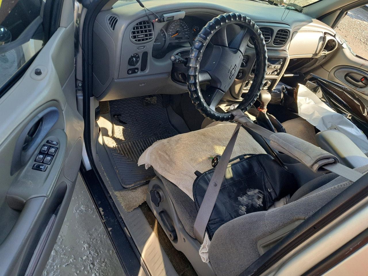 2004 CHEVROLET TRAILBLAZER LS photo 15