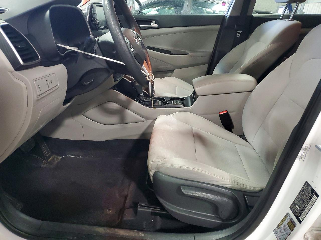 2019 HYUNDAI TUCSON SE photo 19