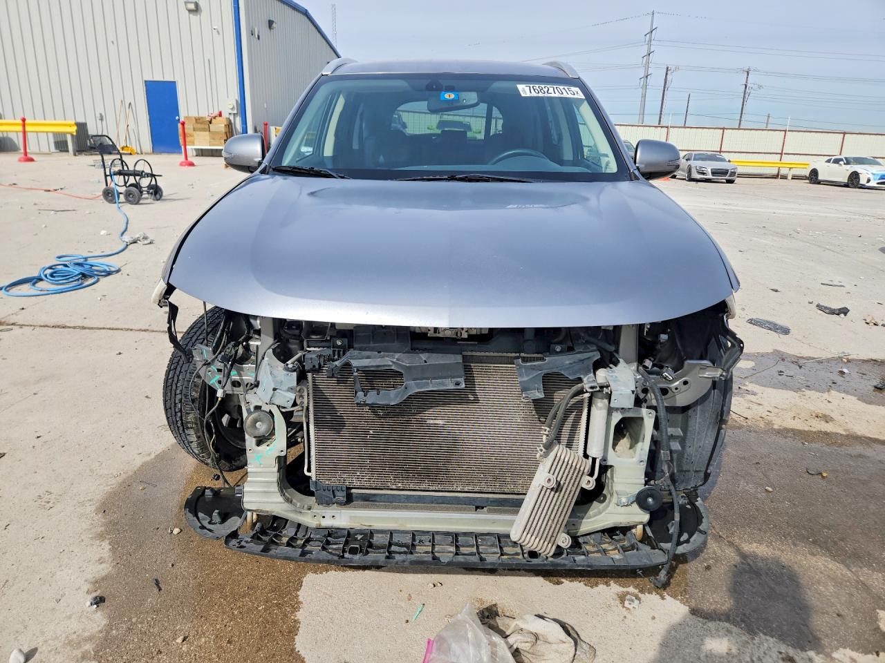 2019 MITSUBISHI OUTLANDER SE photo 9