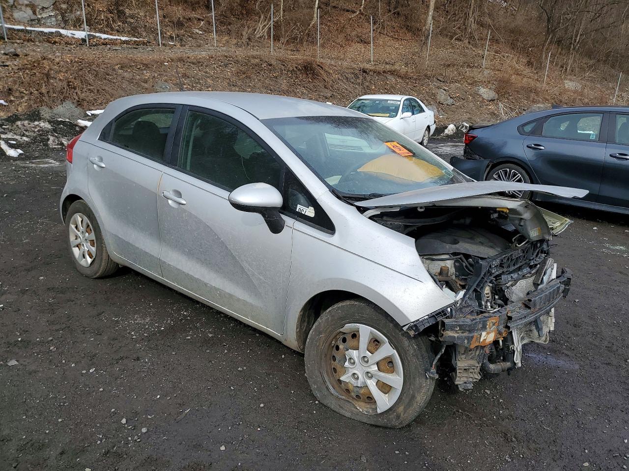 2013 KIA RIO photo 4