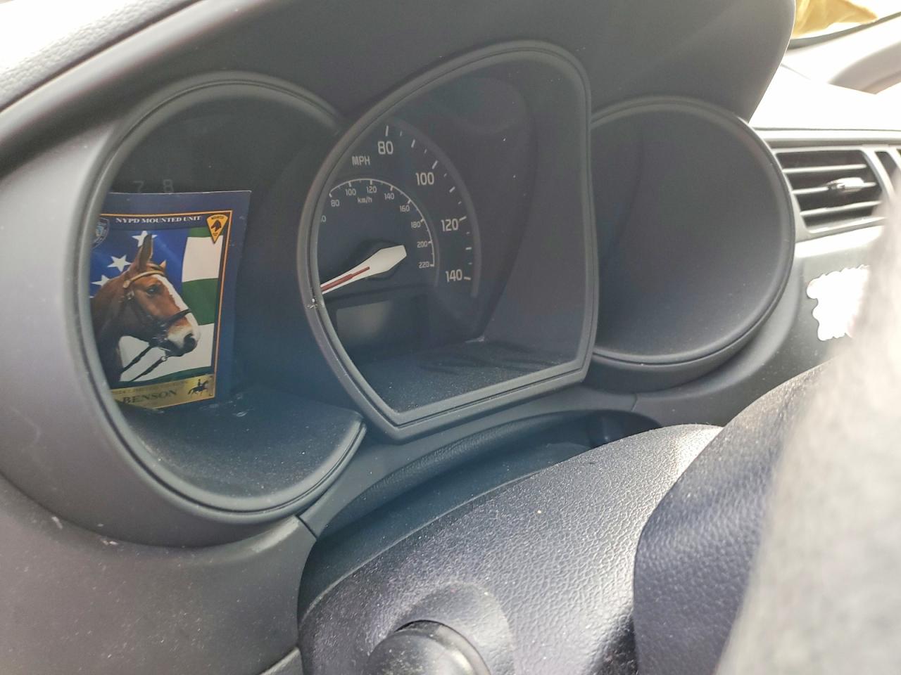 2013 KIA RIO photo 9