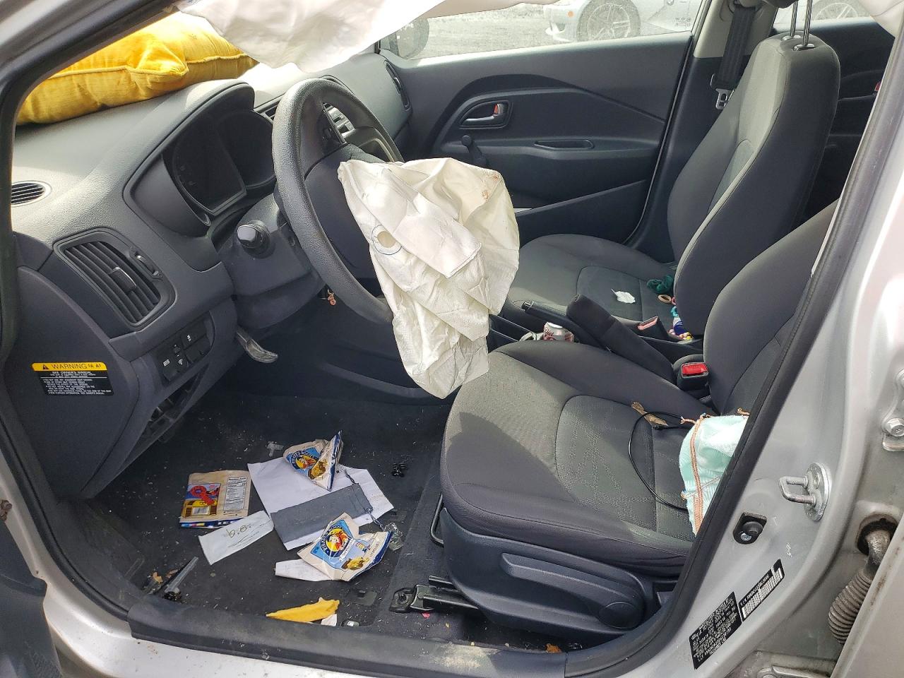 2013 KIA RIO photo 7