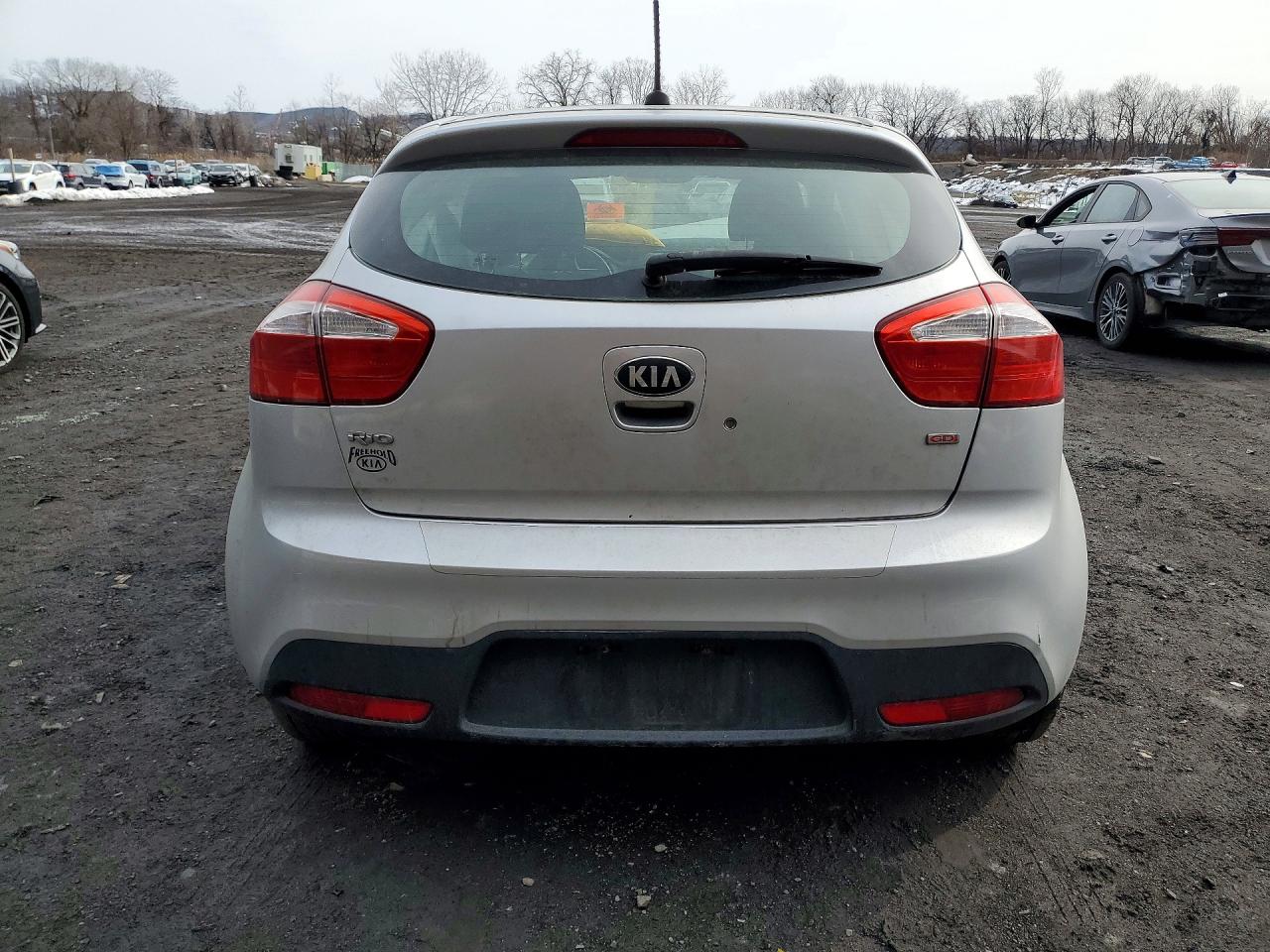 2013 KIA RIO photo 6