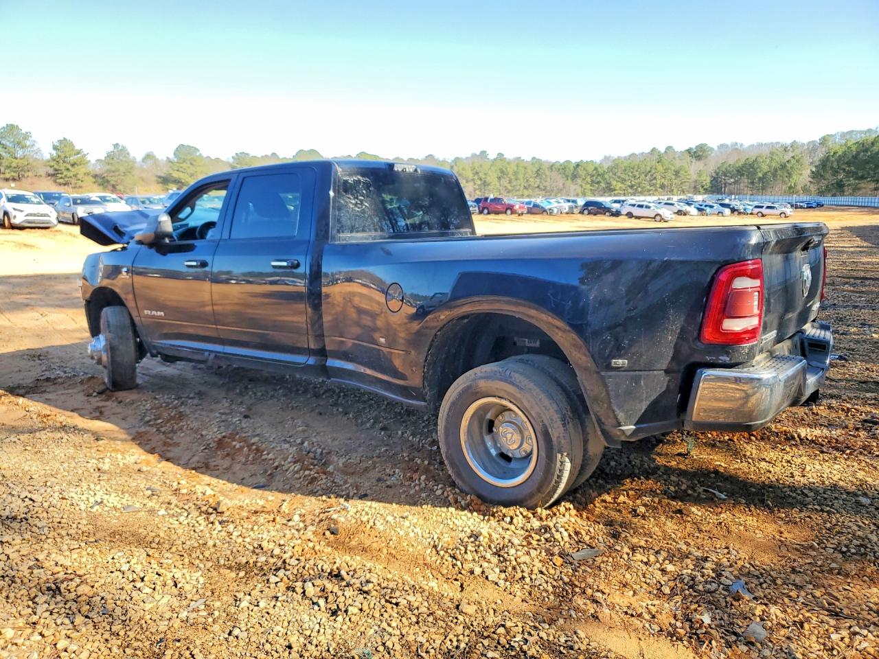 2019 RAM 3500 BIG HORN photo 4