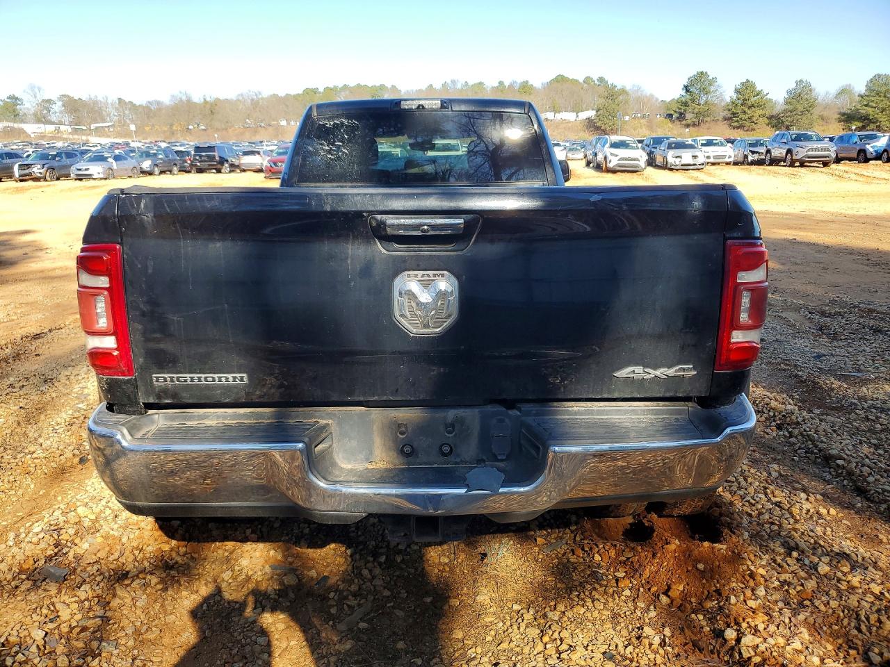 2019 RAM 3500 BIG HORN photo 16