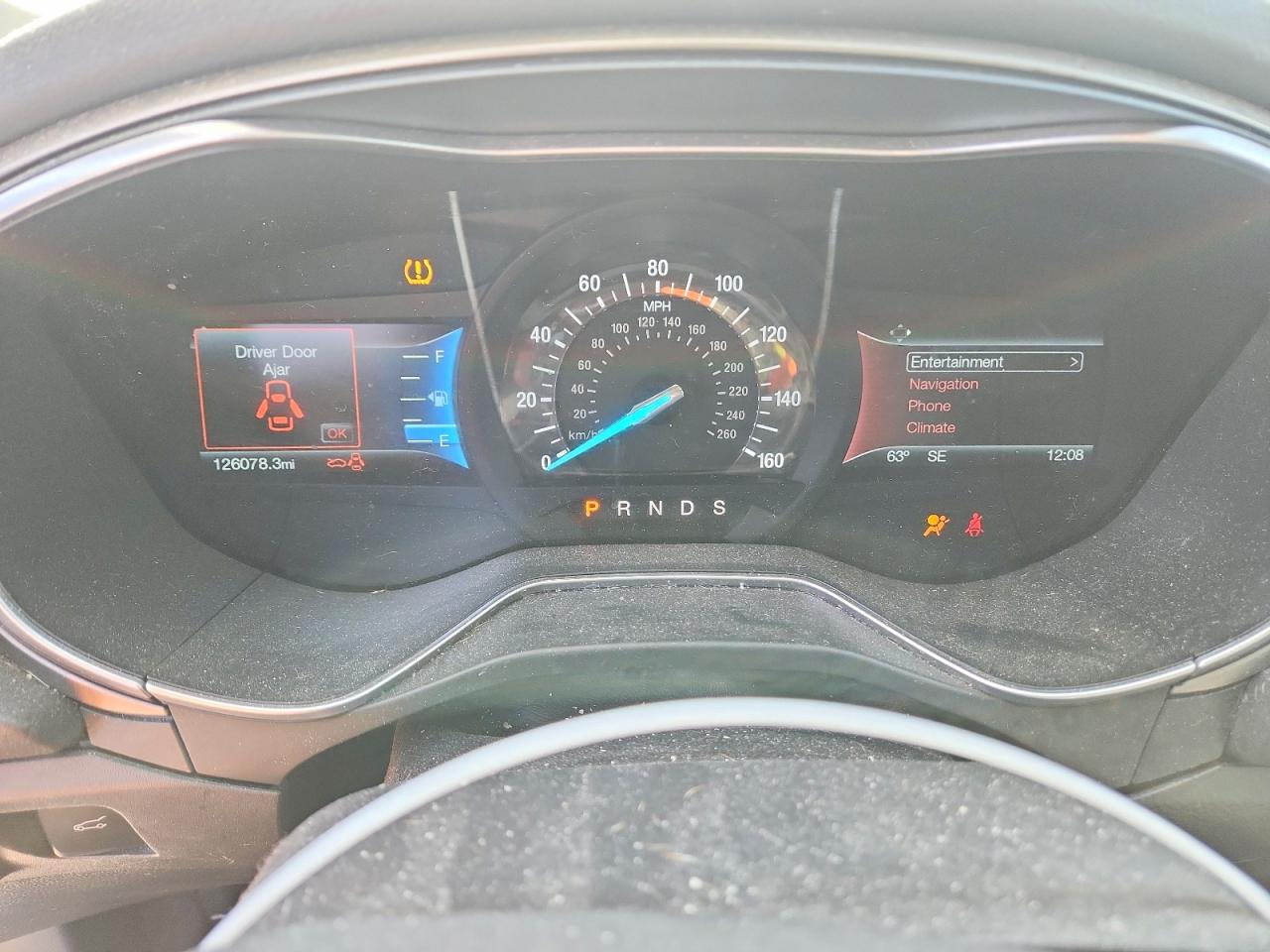 2015 FORD FUSION SE photo 17