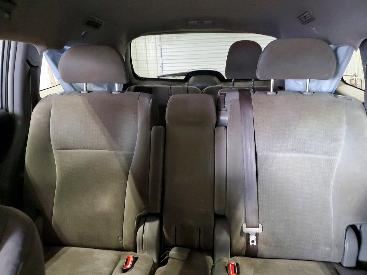 2012 TOYOTA HIGHLANDER BASE photo 10