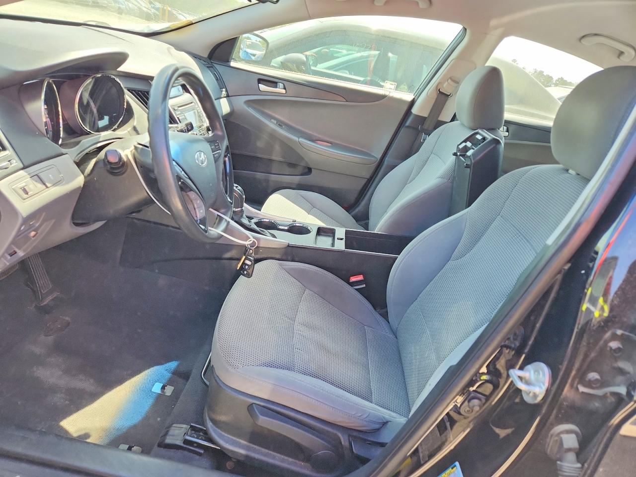 2013 HYUNDAI SONATA GLS photo 7