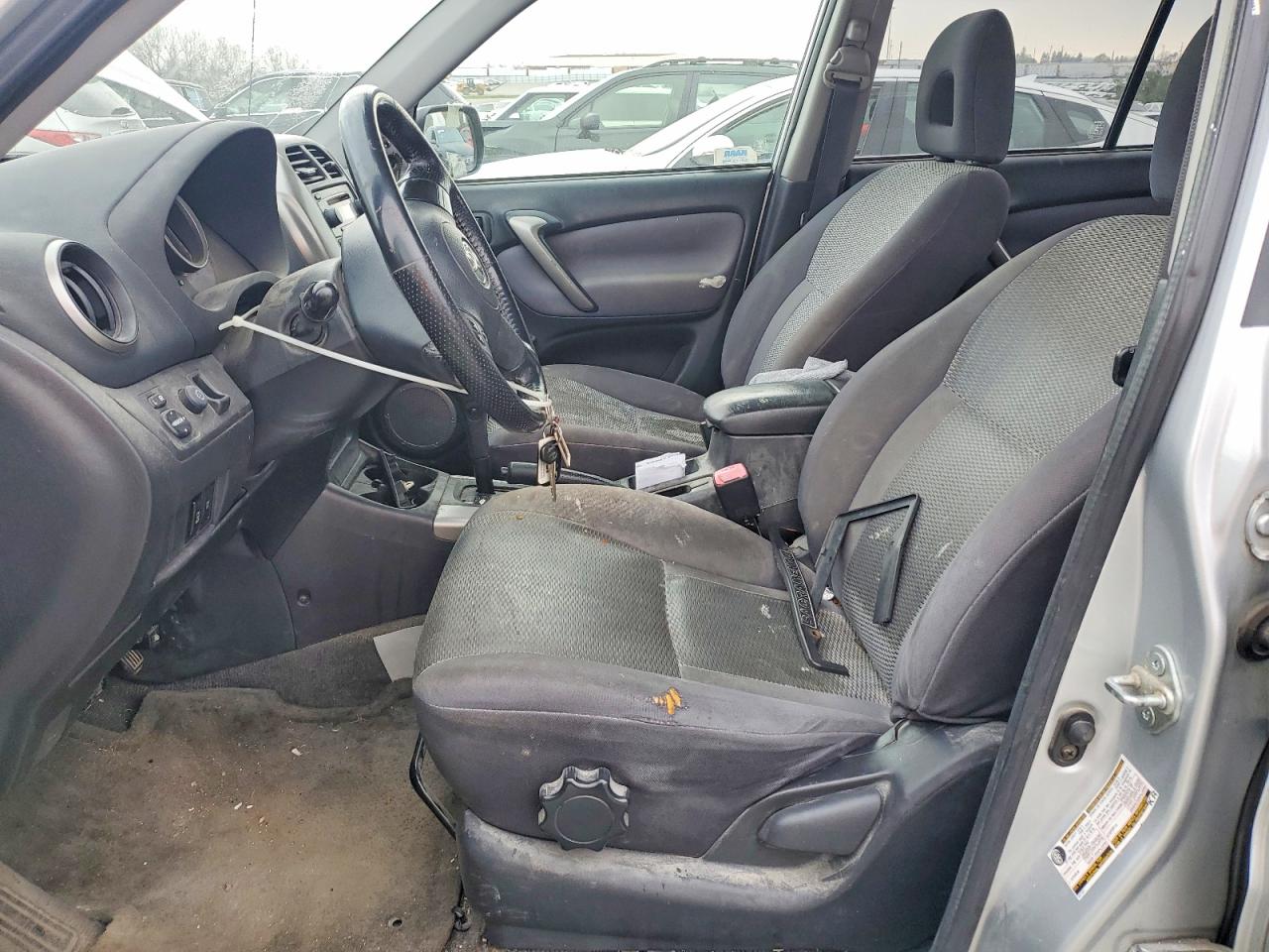 2004 TOYOTA RAV4 photo 7