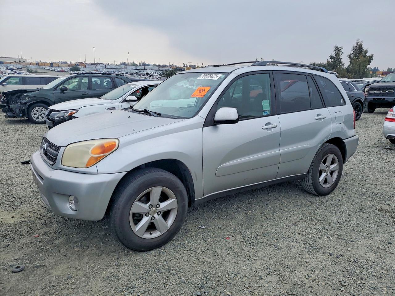 2004 TOYOTA RAV4