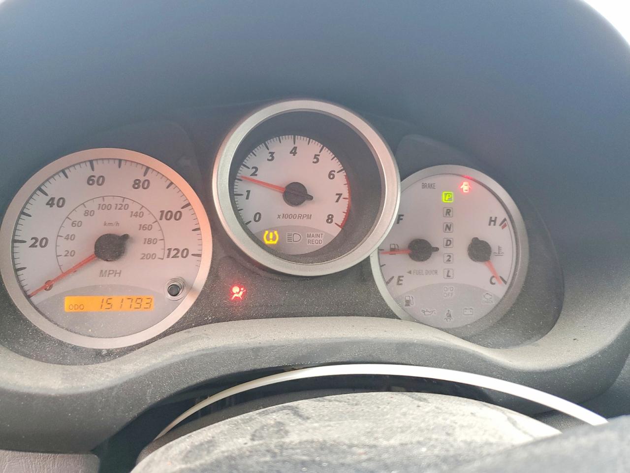 2004 TOYOTA RAV4 photo 9