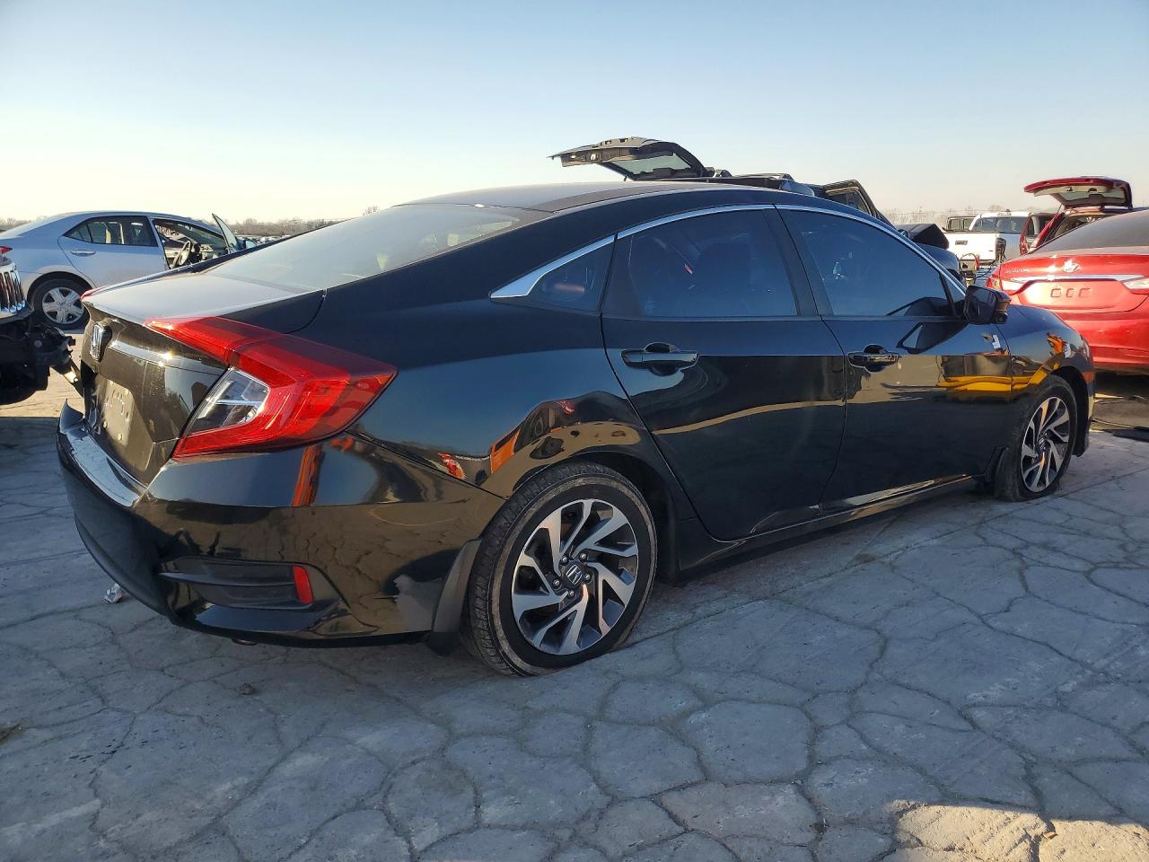 2016 HONDA CIVIC EX photo 3