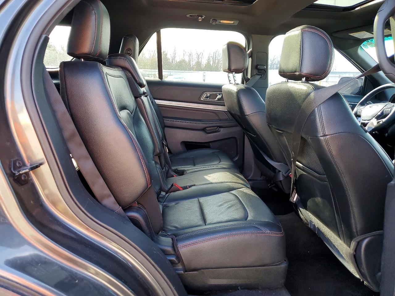 2016 FORD EXPLORER SPORT photo 11