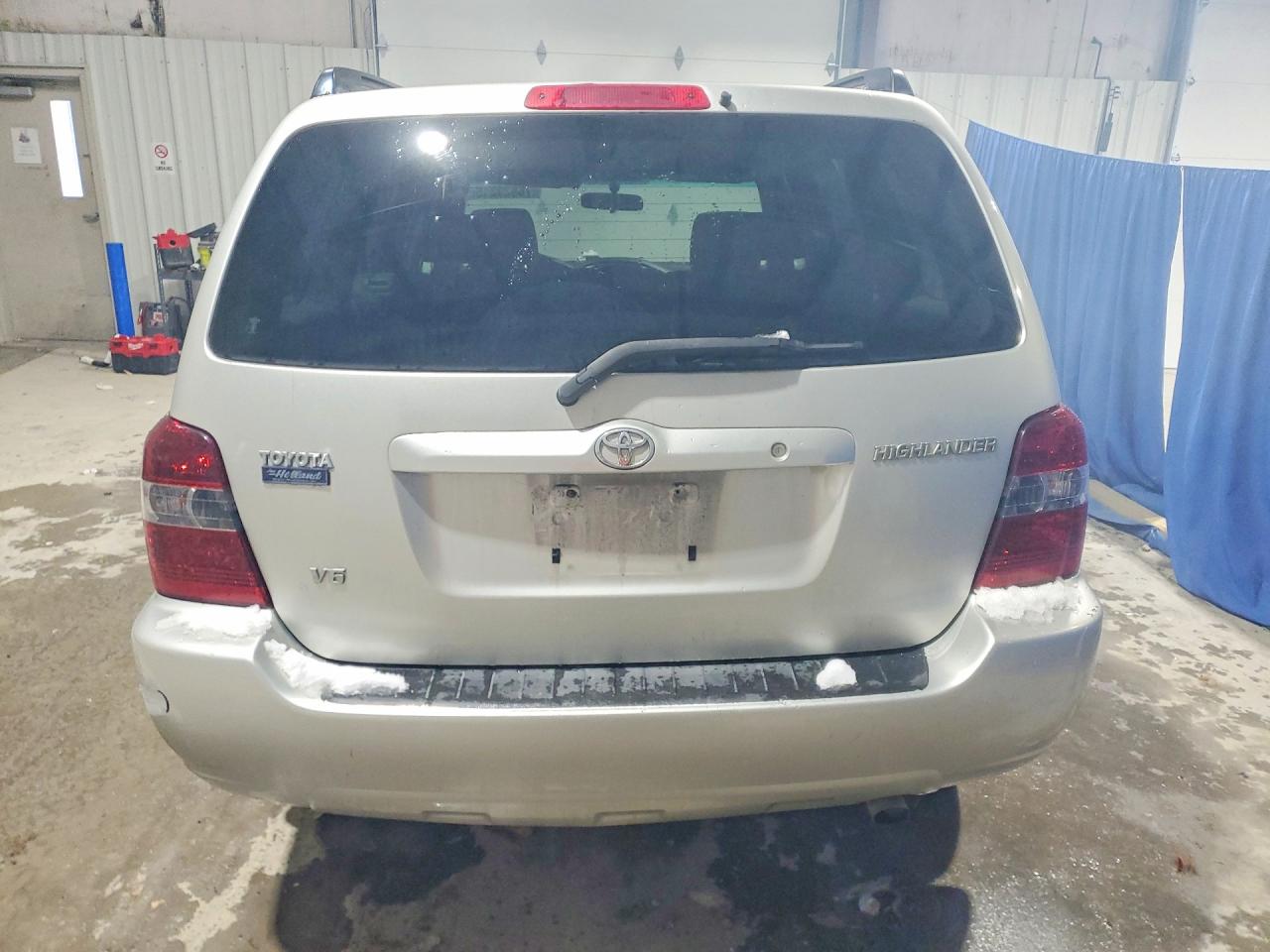 2005 TOYOTA HIGHLANDER LIMITED photo 11