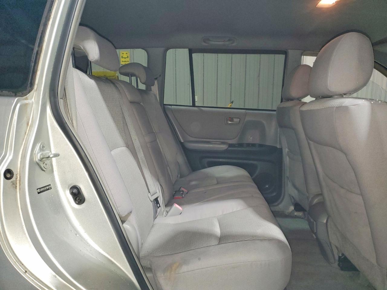 2005 TOYOTA HIGHLANDER LIMITED photo 21