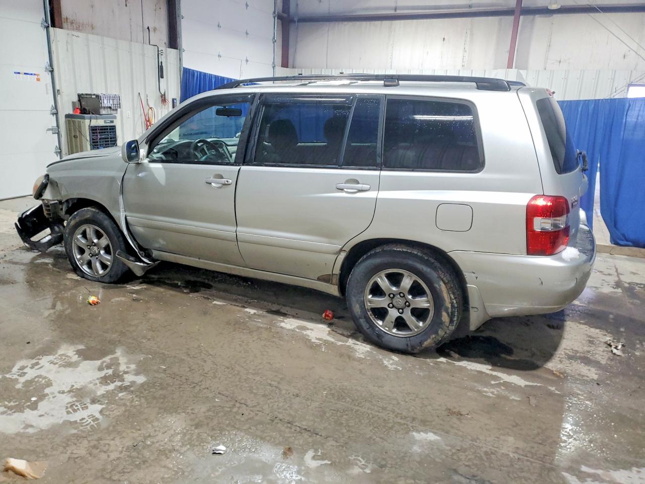 2005 TOYOTA HIGHLANDER LIMITED photo 3