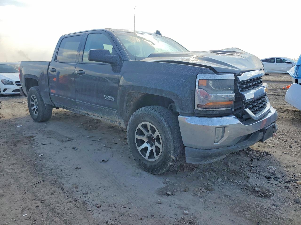 2017 CHEVROLET SILVERADO C1500 LT photo 4