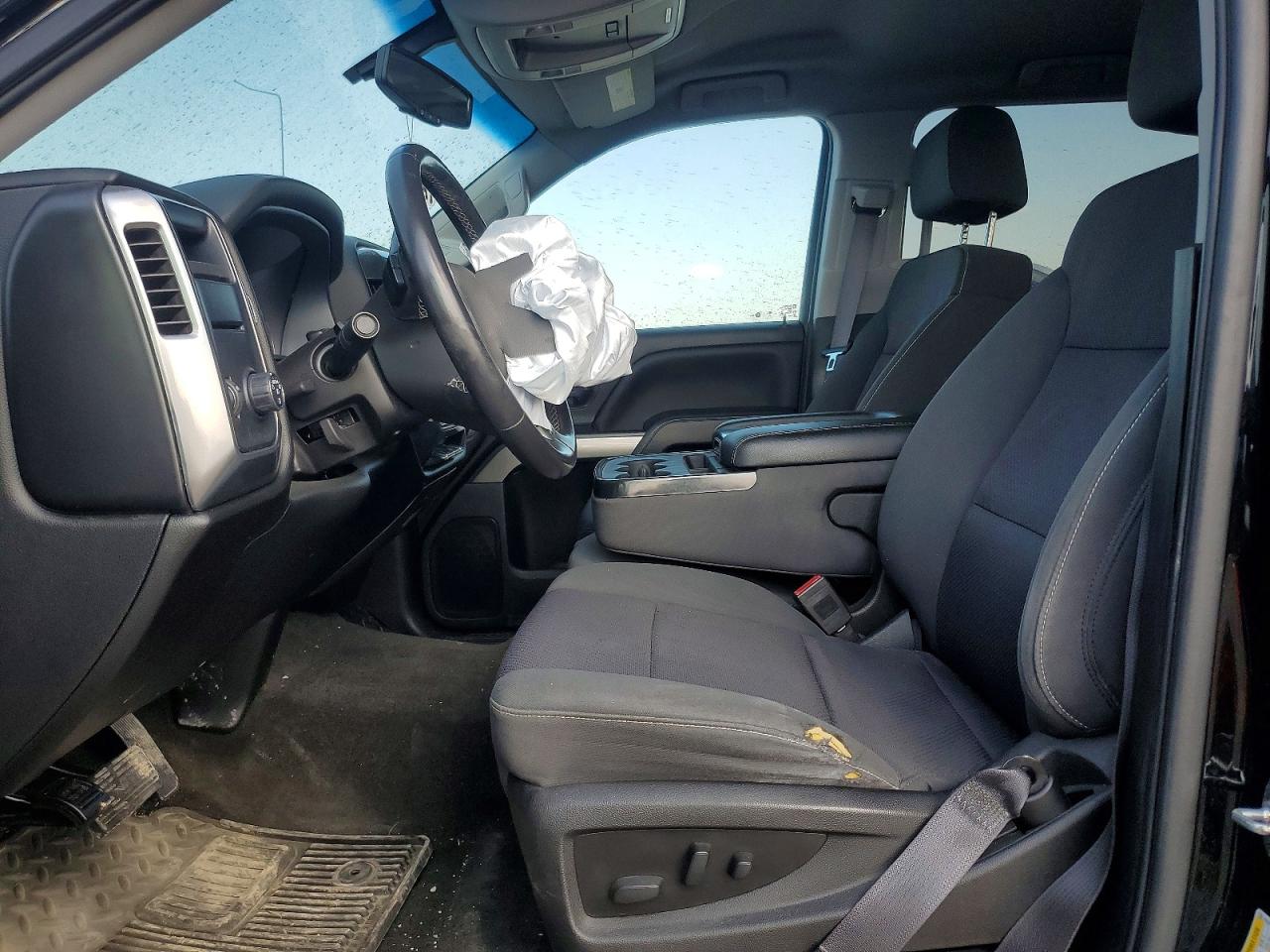 2017 CHEVROLET SILVERADO C1500 LT photo 7