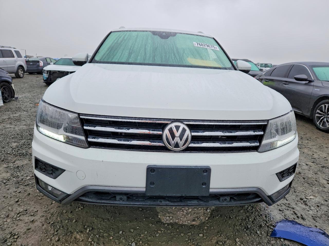 2021 VOLKSWAGEN TIGUAN SE photo 5