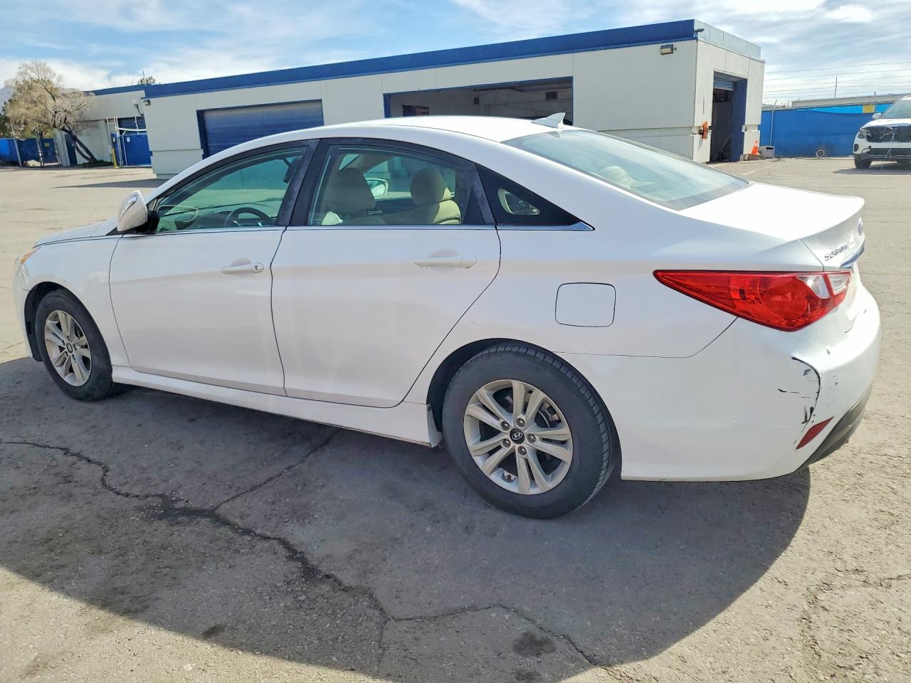 2014 HYUNDAI SONATA GLS photo 3