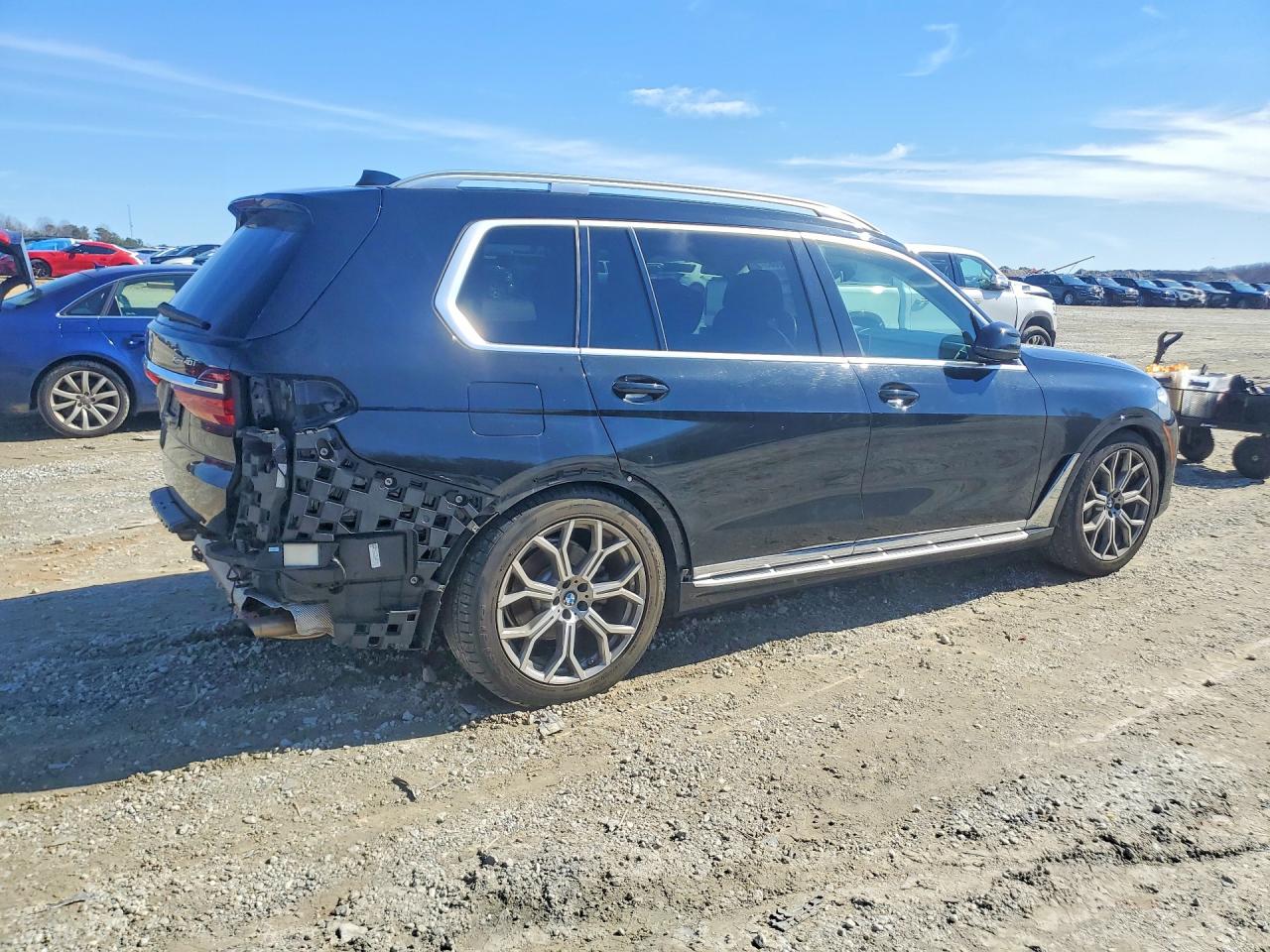 2020 BMW X7 XDRIVE40I photo 3