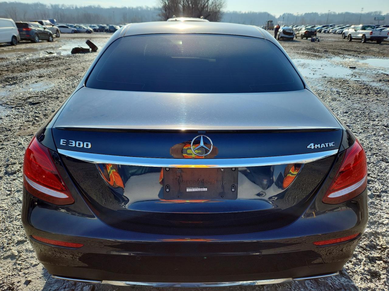 2018 MERCEDES-BENZ E 300 4MATIC photo 16