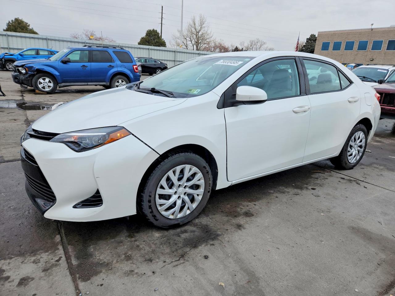 2018 TOYOTA COROLLA