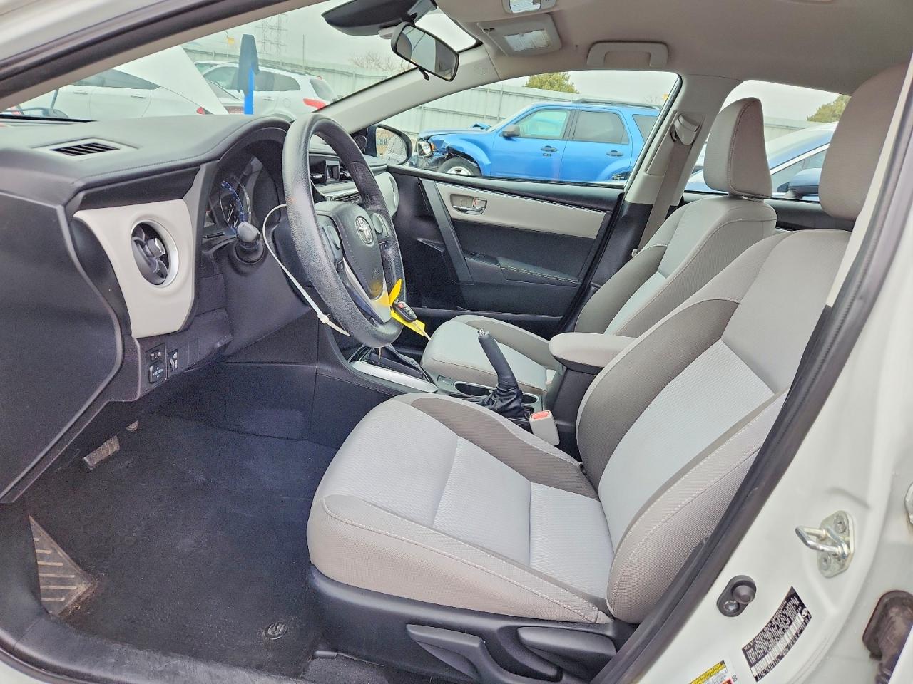 2018 TOYOTA COROLLA LE photo 7