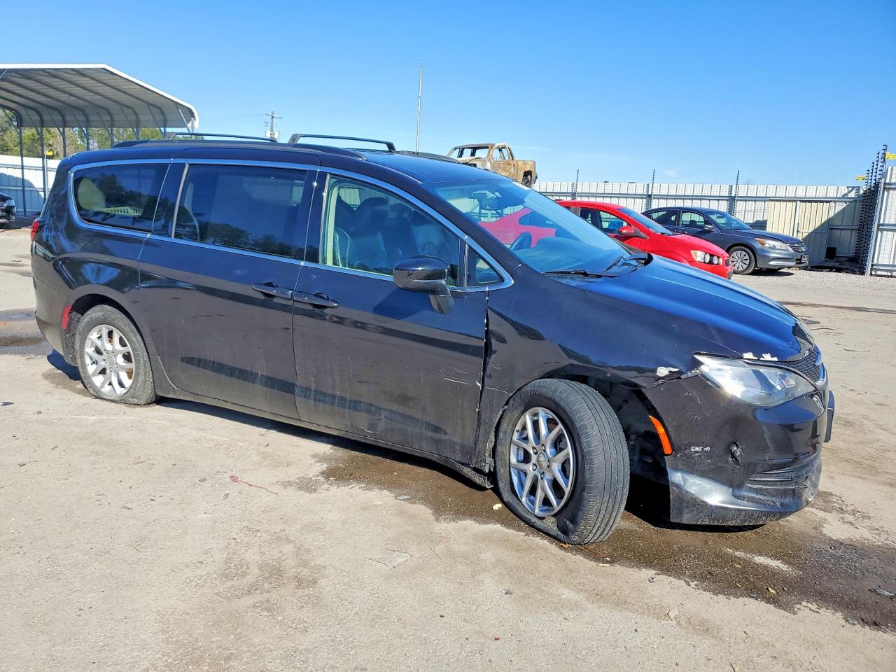 2020 CHRYSLER VOYAGER LXI photo 10