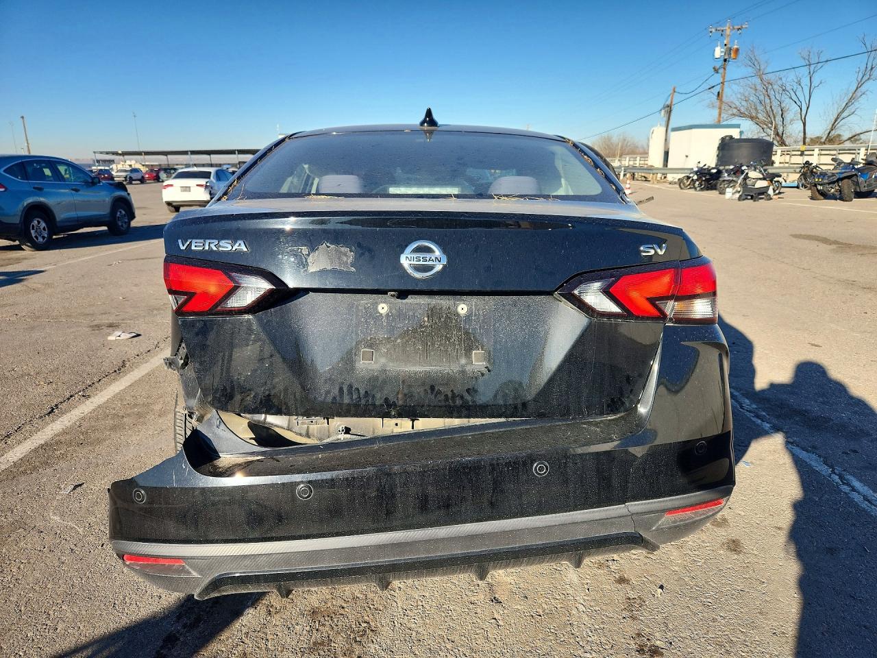 2021 NISSAN VERSA SV photo 6
