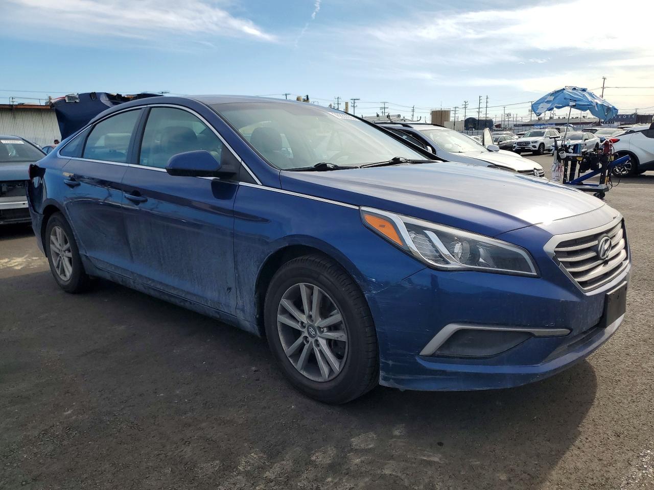 2017 HYUNDAI SONATA SE photo 7