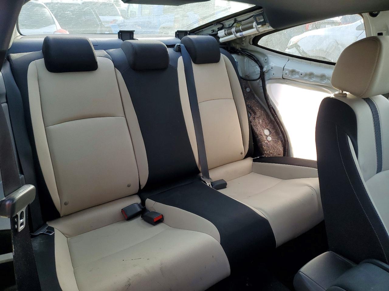 2016 HONDA CIVIC LX photo 19