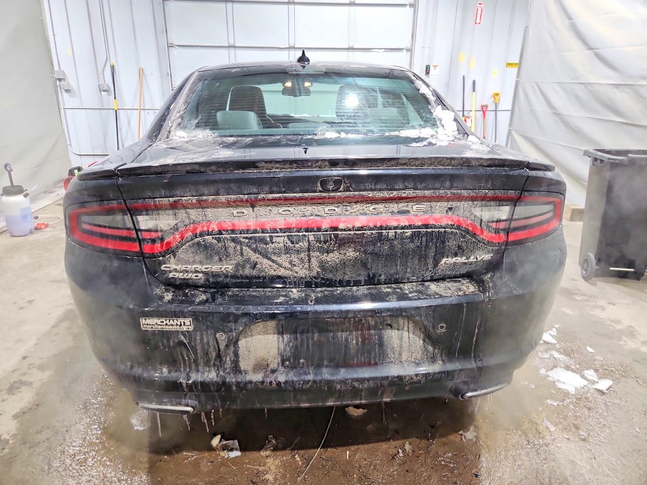 2017 DODGE CHARGER SXT photo 6