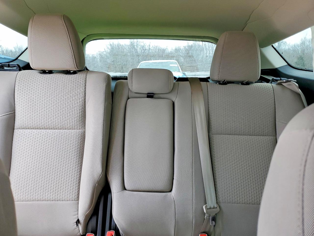 2017 FORD ESCAPE SE photo 10