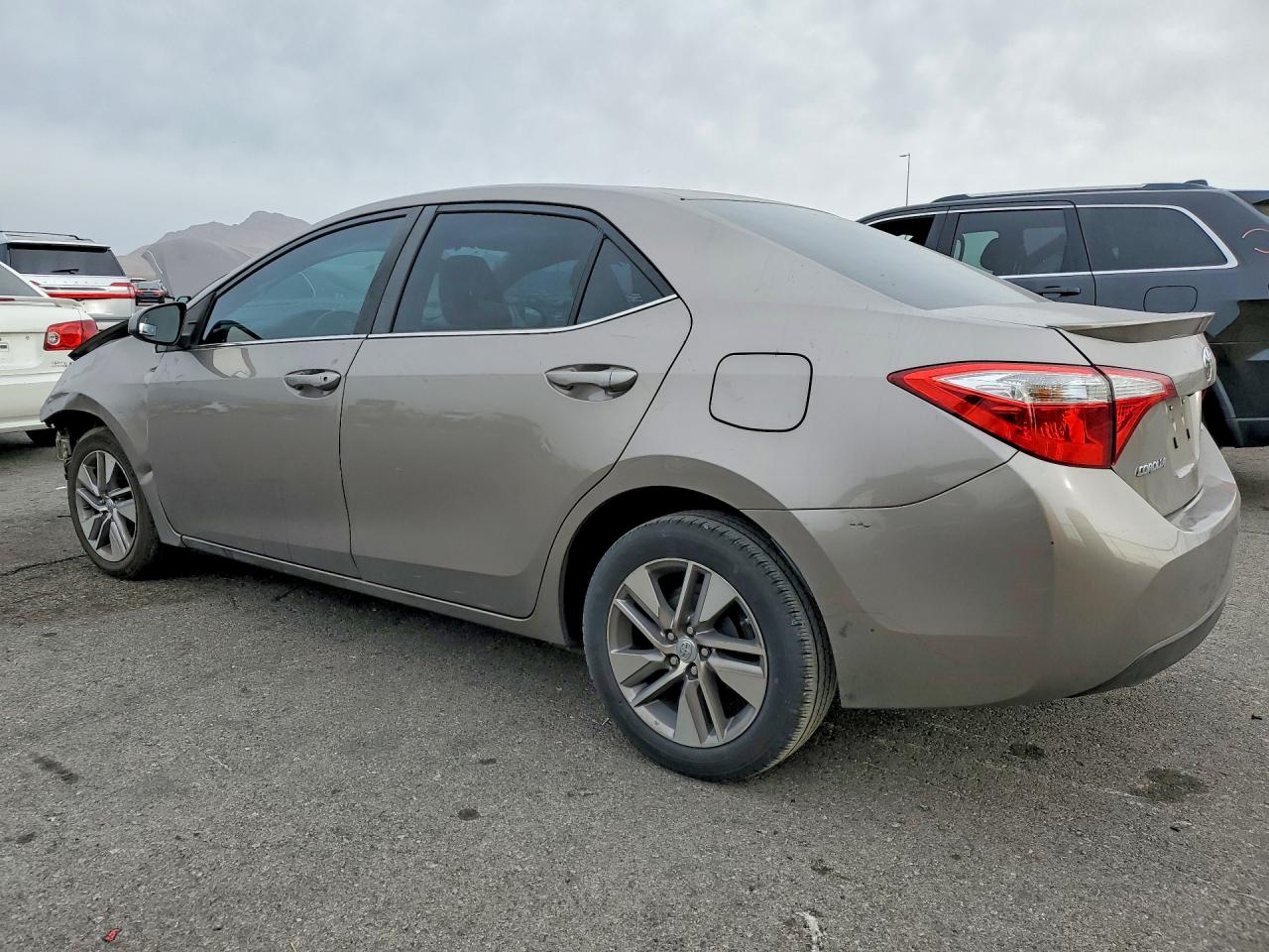 2016 TOYOTA COROLLA ECO photo 3