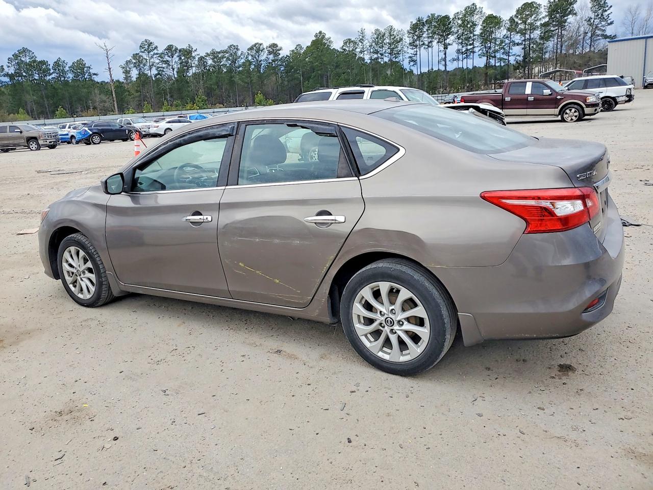 2016 NISSAN SENTRA S photo 3